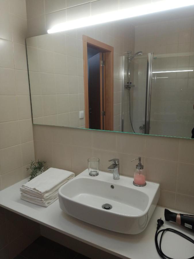 Glamour Guest House Viana do Castelo Exterior photo